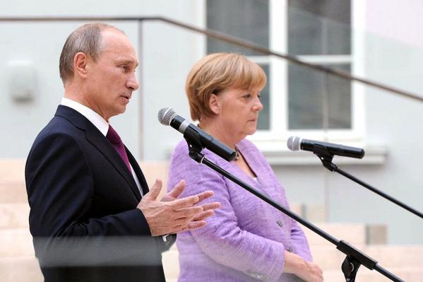 Эксперт: Меркель в ходе визита в РФ постарается укрепить позитивный плацдарм в отношениях