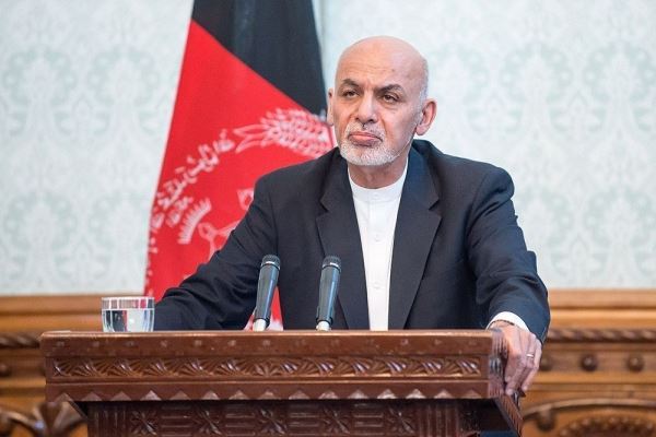 Президент Афганистана пообещал остановить кровопролитие