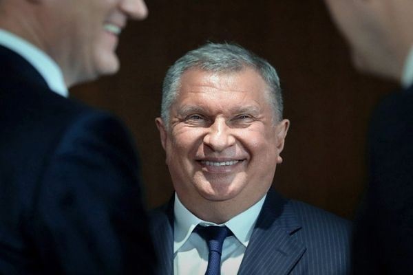 «Роснефть» увеличила выплаты топ-менеджерам на 586%