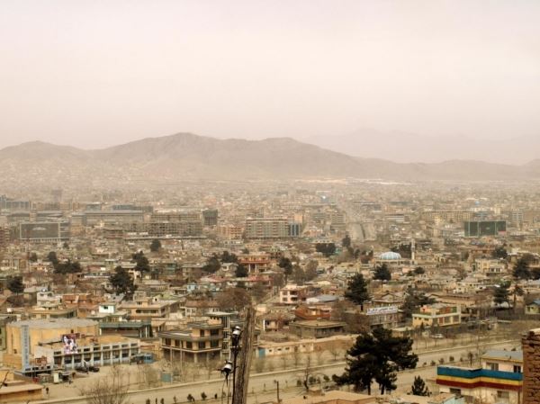 Запад уезжает, Россия остается: дипломаты начали покидать Кабул из-за талибов